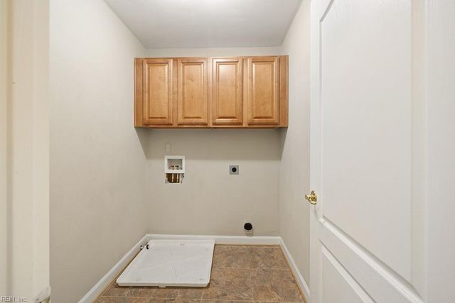 1009 Seagull CT, Chesapeake, VA 23322