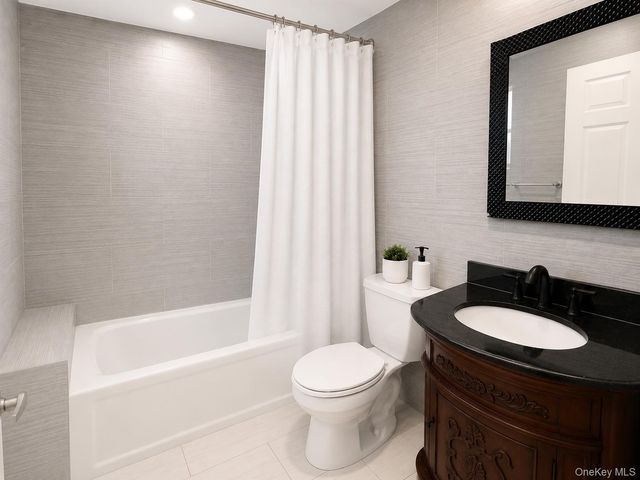 35-35 155th Street, Flushing, NY 11354