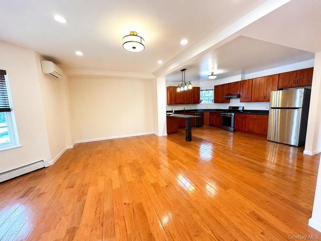 35-35 155th Street, Flushing, NY 11354
