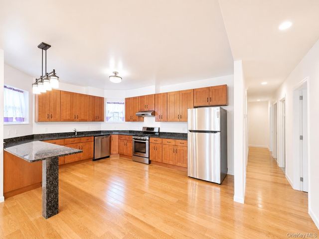 35-35 155th Street, Flushing, NY 11354