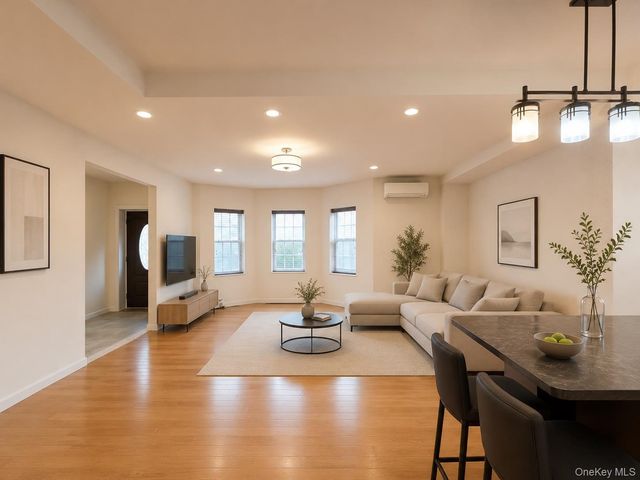 35-35 155th Street, Flushing, NY 11354