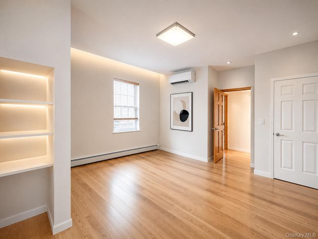 35-35 155th Street, Flushing, NY 11354