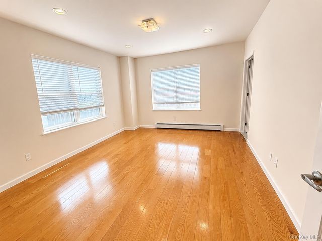 35-35 155th Street, Flushing, NY 11354