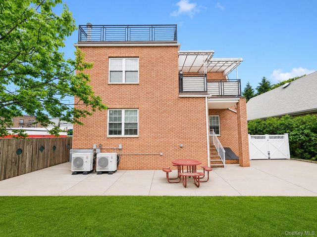 35-35 155th Street, Flushing, NY 11354