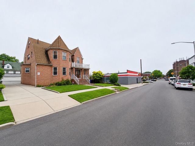 35-35 155th Street, Flushing, NY 11354