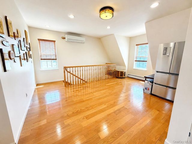 35-35 155th Street, Flushing, NY 11354