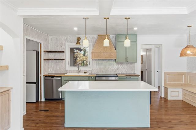 21 Swanage Drive, Bella Vista, AR 72715