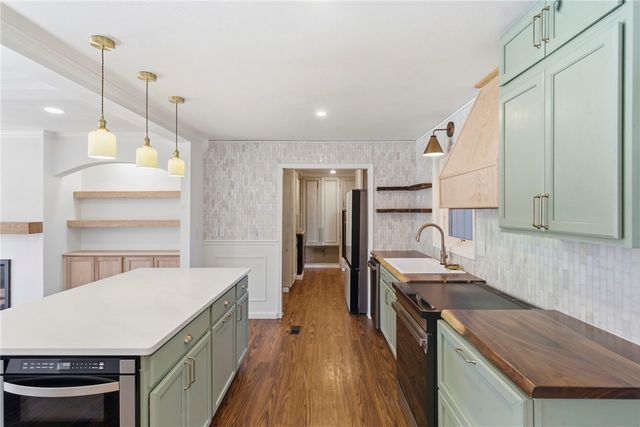 21 Swanage Drive, Bella Vista, AR 72715