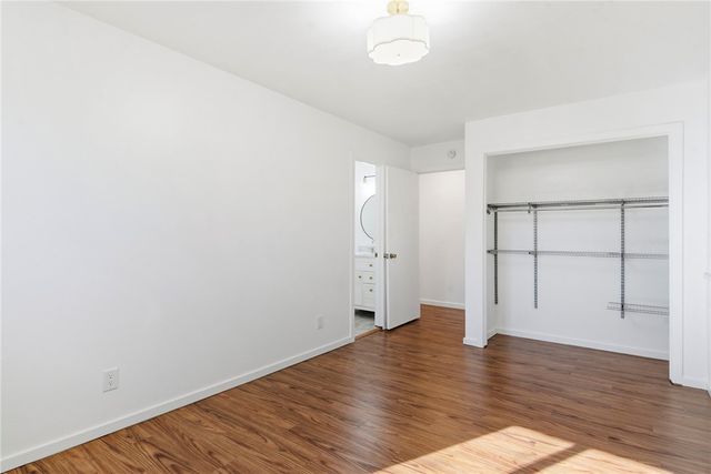 21 Swanage Drive, Bella Vista, AR 72715