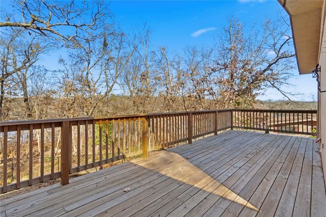 21 Swanage Drive, Bella Vista, AR 72715