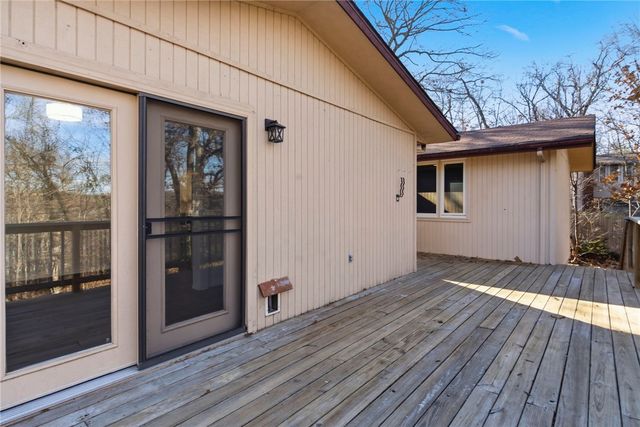 21 Swanage Drive, Bella Vista, AR 72715