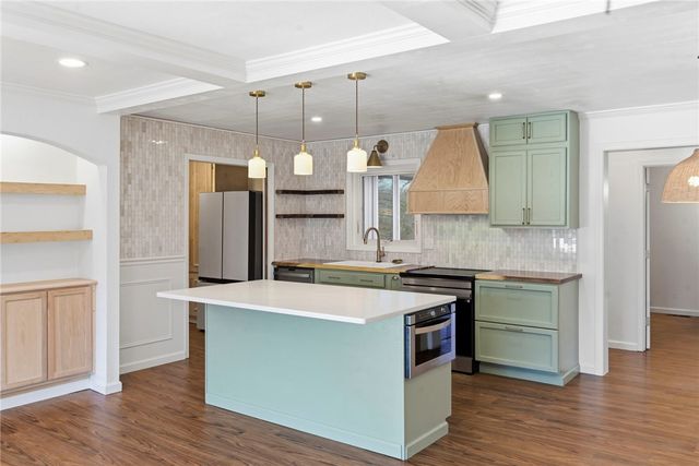 21 Swanage Drive, Bella Vista, AR 72715