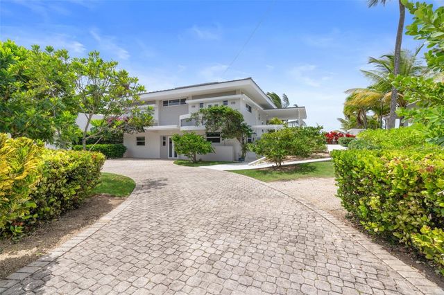 40 PASEO LA BALANDRA CERRO GORDO, Vega Alta, PR 00692