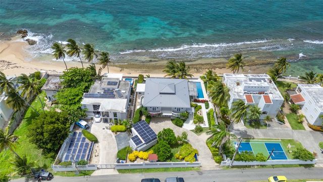 40 PASEO LA BALANDRA CERRO GORDO, Vega Alta, PR 00692