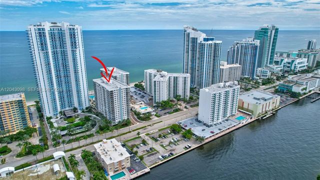 2751 S Ocean Dr 404N, Hollywood, FL 33019