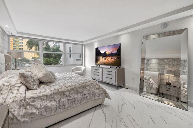 2751 S Ocean Dr 404N, Hollywood, FL 33019