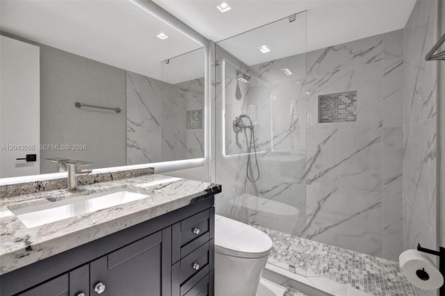 2751 S Ocean Dr 404N, Hollywood, FL 33019