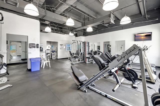 2751 S Ocean Dr 404N, Hollywood, FL 33019