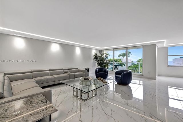 2751 S Ocean Dr 404N, Hollywood, FL 33019