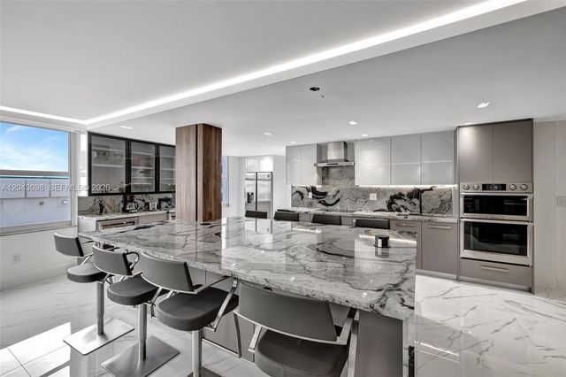 2751 S Ocean Dr 404N, Hollywood, FL 33019