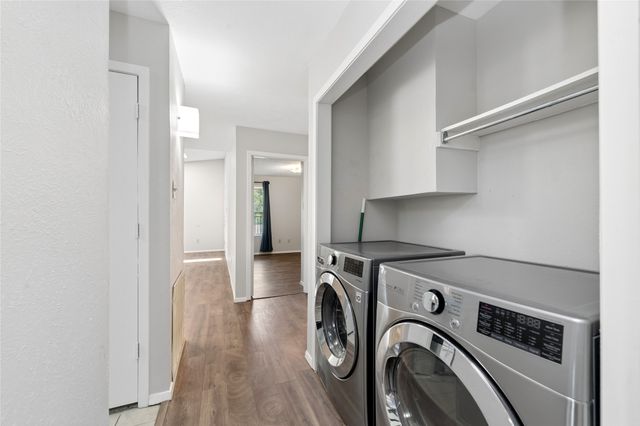 6900 Skillman Street 305, Dallas, TX 75231