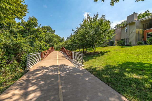 6900 Skillman Street 305, Dallas, TX 75231