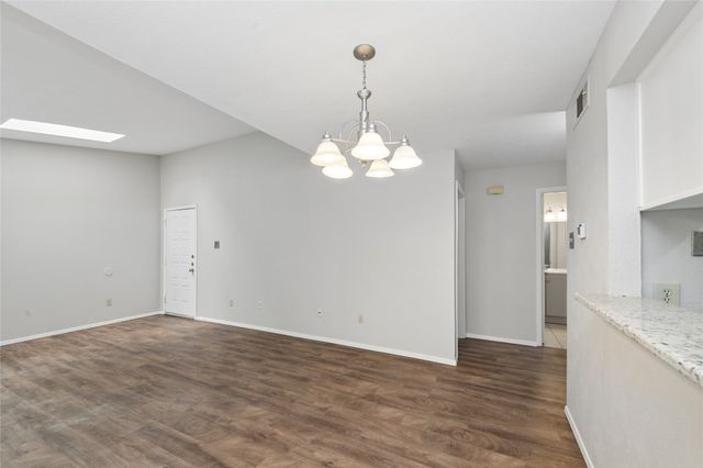 6900 Skillman Street 305, Dallas, TX 75231