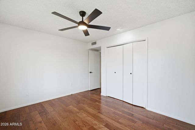 10733 W HUTTON Drive, Sun City, AZ 85351