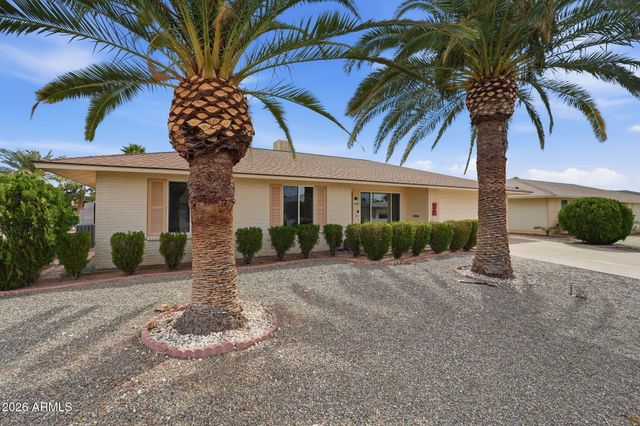 10733 W HUTTON Drive, Sun City, AZ 85351