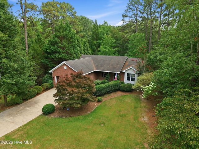 20 Starlit Lane, Pinehurst, NC 28374