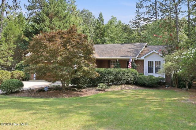 20 Starlit Lane, Pinehurst, NC 28374