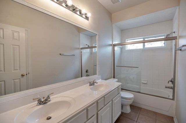 2315 Blue Water Bay Dr, Katy, TX 77494