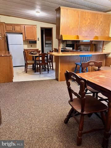 751 WILLOW LN, Gap, PA 17527