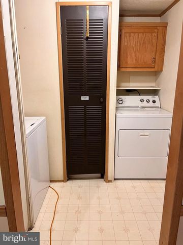 751 WILLOW LN, Gap, PA 17527