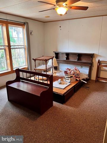 751 WILLOW LN, Gap, PA 17527