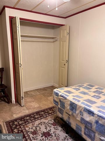 751 WILLOW LN, Gap, PA 17527