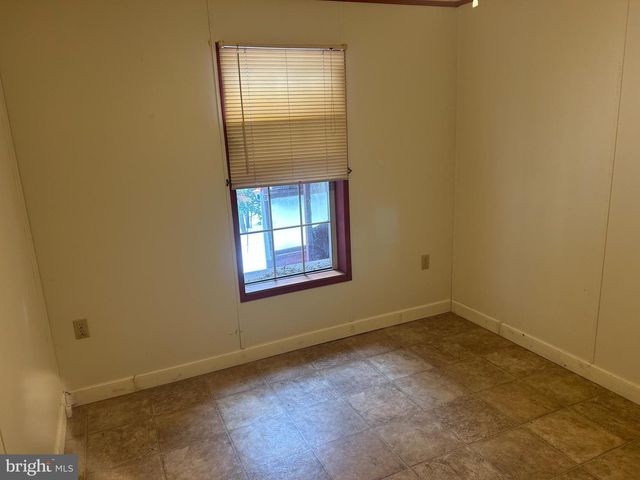 751 WILLOW LN, Gap, PA 17527