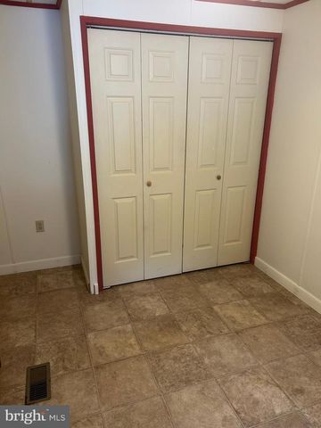 751 WILLOW LN, Gap, PA 17527