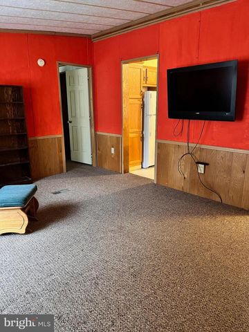 751 WILLOW LN, Gap, PA 17527