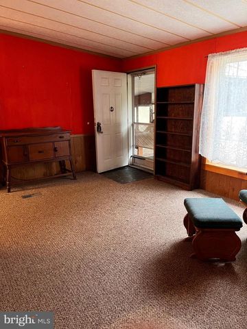 751 WILLOW LN, Gap, PA 17527