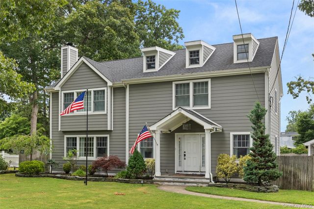 101 Frederick Avenue, Babylon, NY 11702