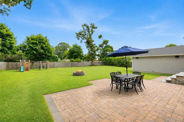 101 Frederick Avenue, Babylon, NY 11702