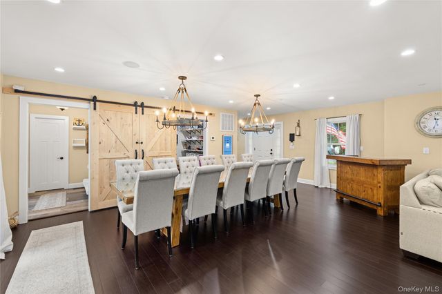101 Frederick Avenue, Babylon, NY 11702