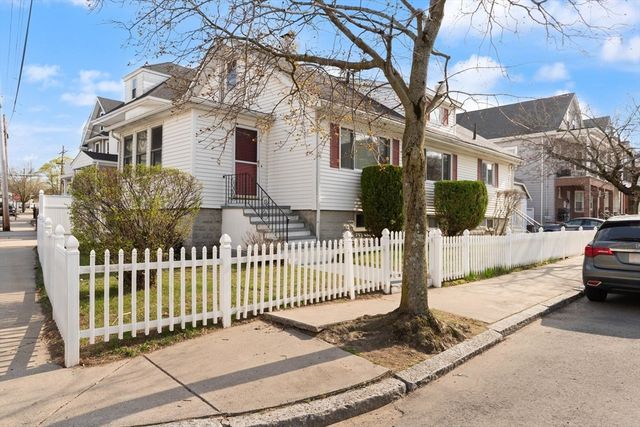 30 Bowdoin St, Medford, MA 02155