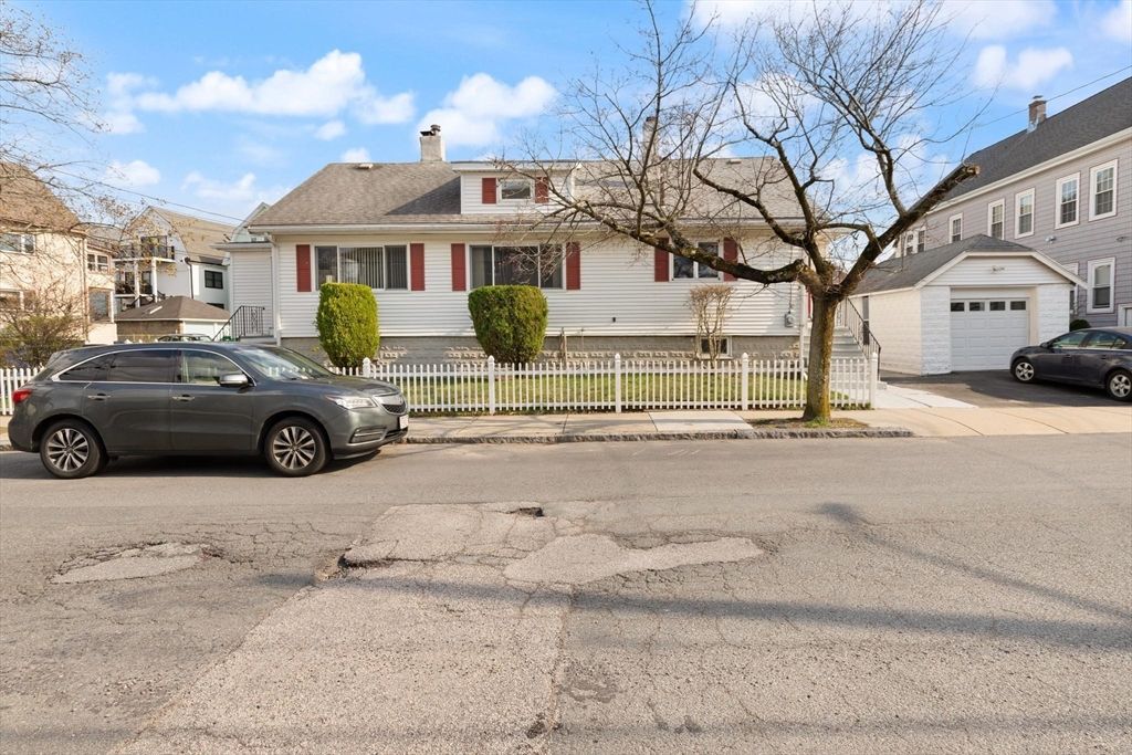 30 Bowdoin St, Medford, MA 02155