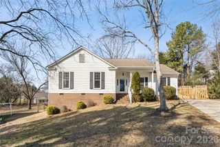 9927 Alden Glen Drive, Charlotte, NC 28269