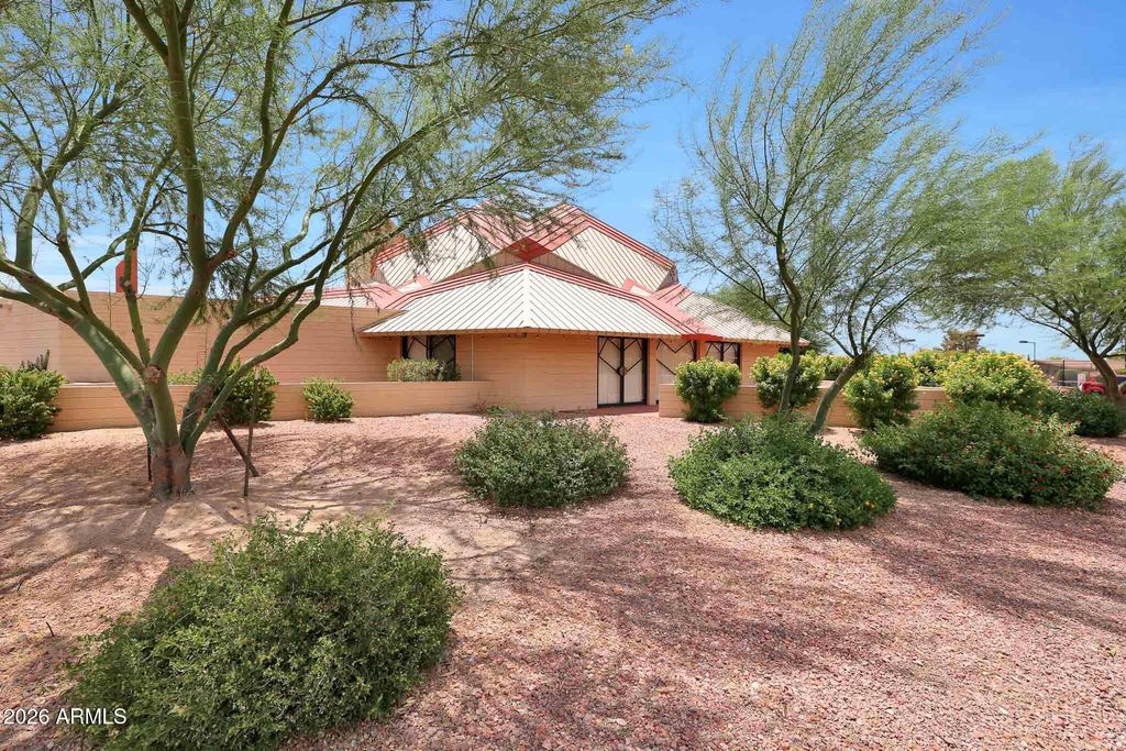 Image 40 of property listing at 3901 E PINNACLE PEAK Road 155, Phoenix, AZ 85050