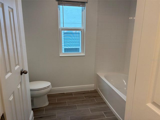 7264 ROLLING LEAF ROAD, Groveland, FL 34736