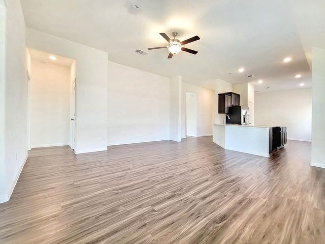 610 Hereford LOOP, Hutto, TX 78634