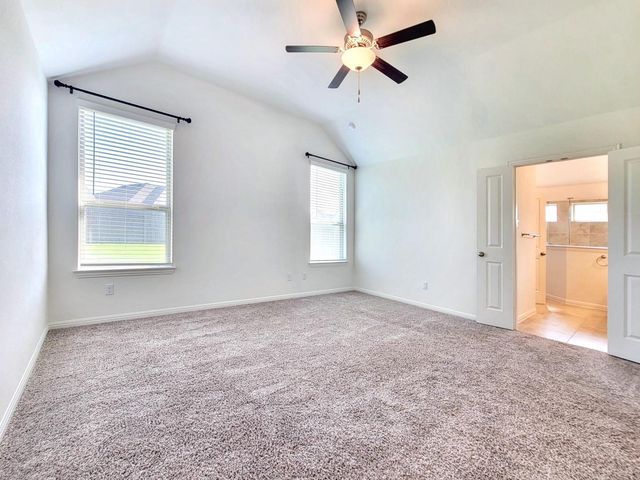 610 Hereford LOOP, Hutto, TX 78634